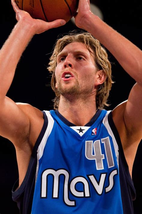 dirk nowitzki long hair